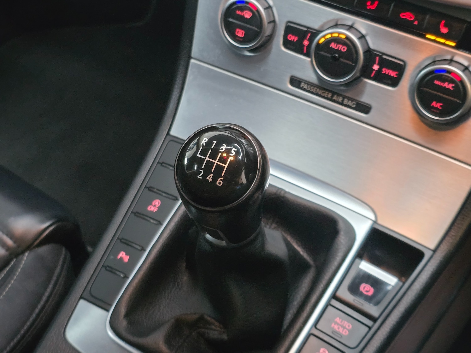 Used Volkswagen CC 2015 for sale - 76710440: Photo 19