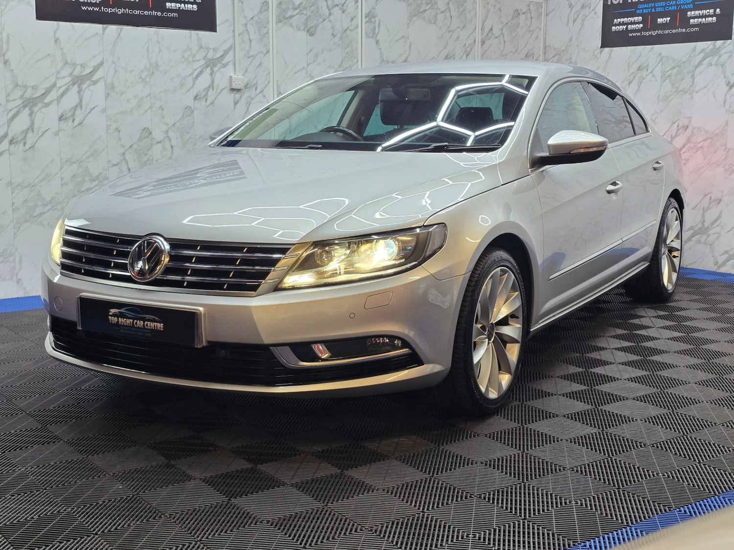 Used Volkswagen CC 2015 for sale - 76710440: Photo 5