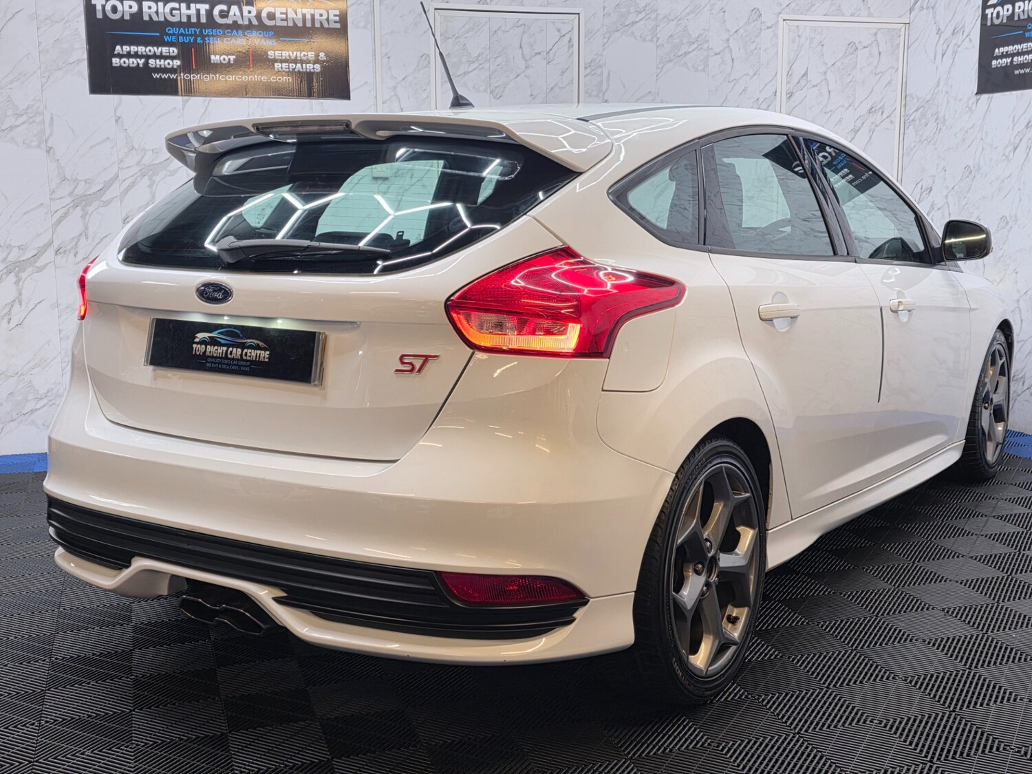 Used Ford Focus 2015 for sale - 77489802: Photo 10