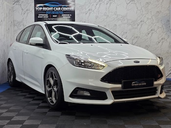 2015 (65) - 2.0 TDCi ST-2 Hatchback 5dr Euro 6 ULEZ (s/s) (185 ps) Diesel Manual