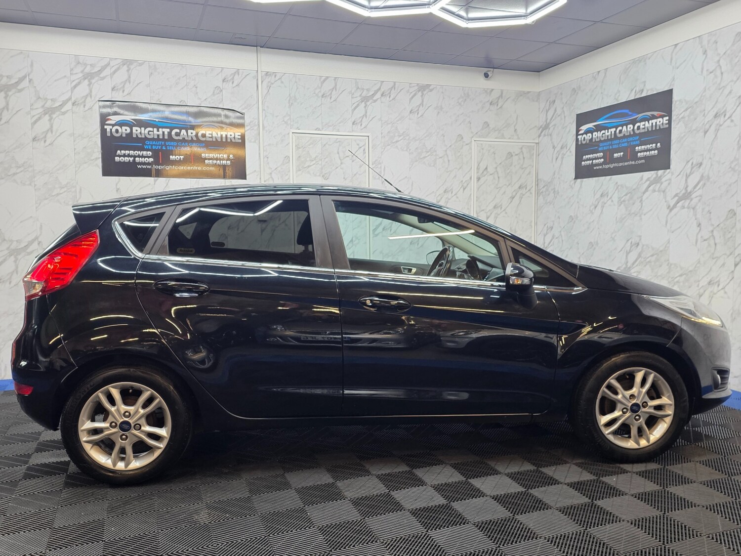 Used Ford Fiesta 2015 for sale - 77893497: Photo 9