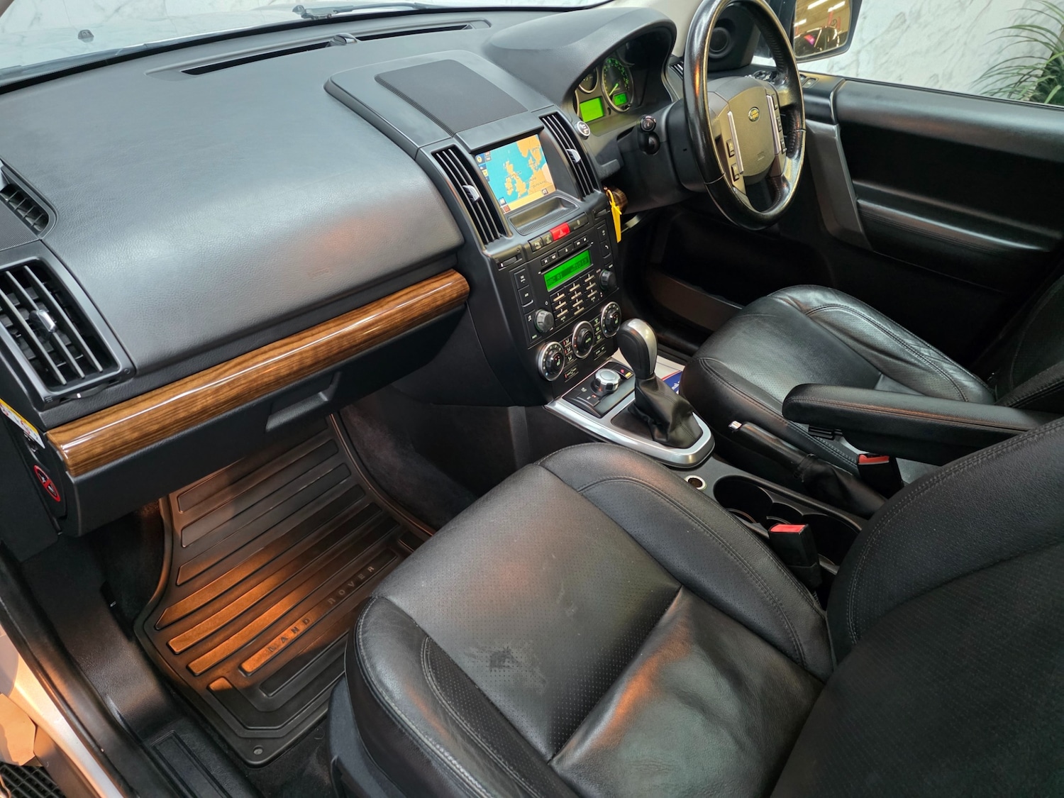 Used Land Rover Freelander 2 2009 for sale - 77770930: Photo 16