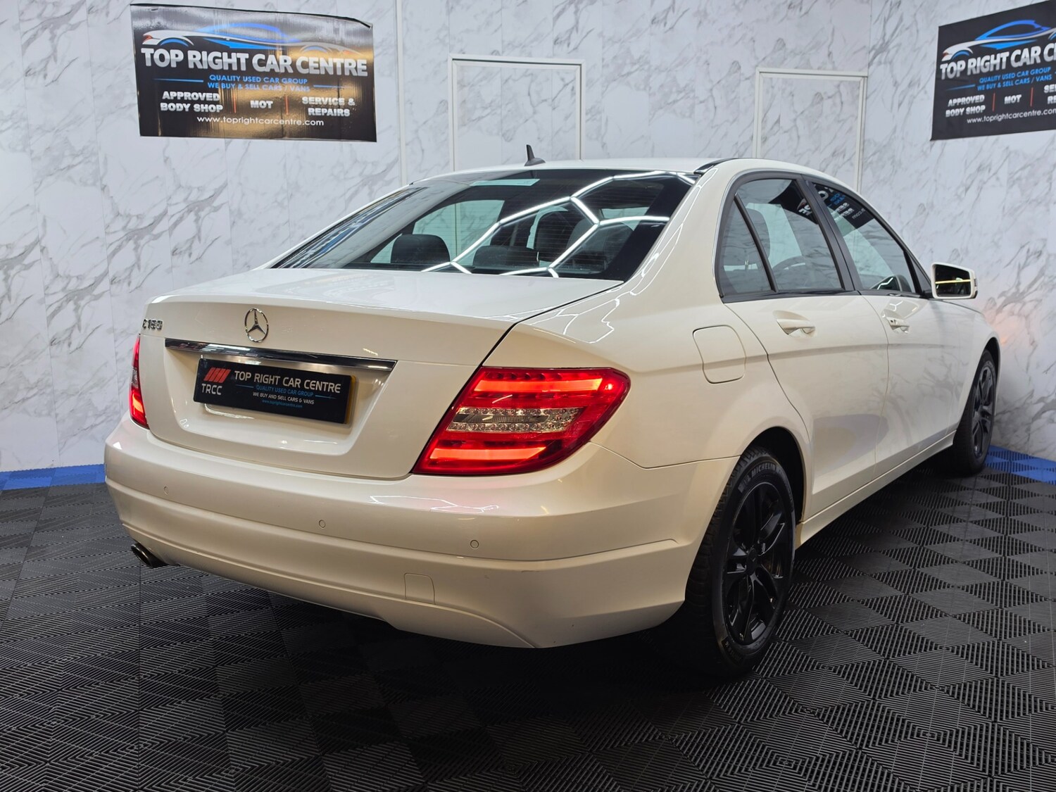 Used Mercedes-Benz C Class 2013 for sale - 78146118: Photo 10