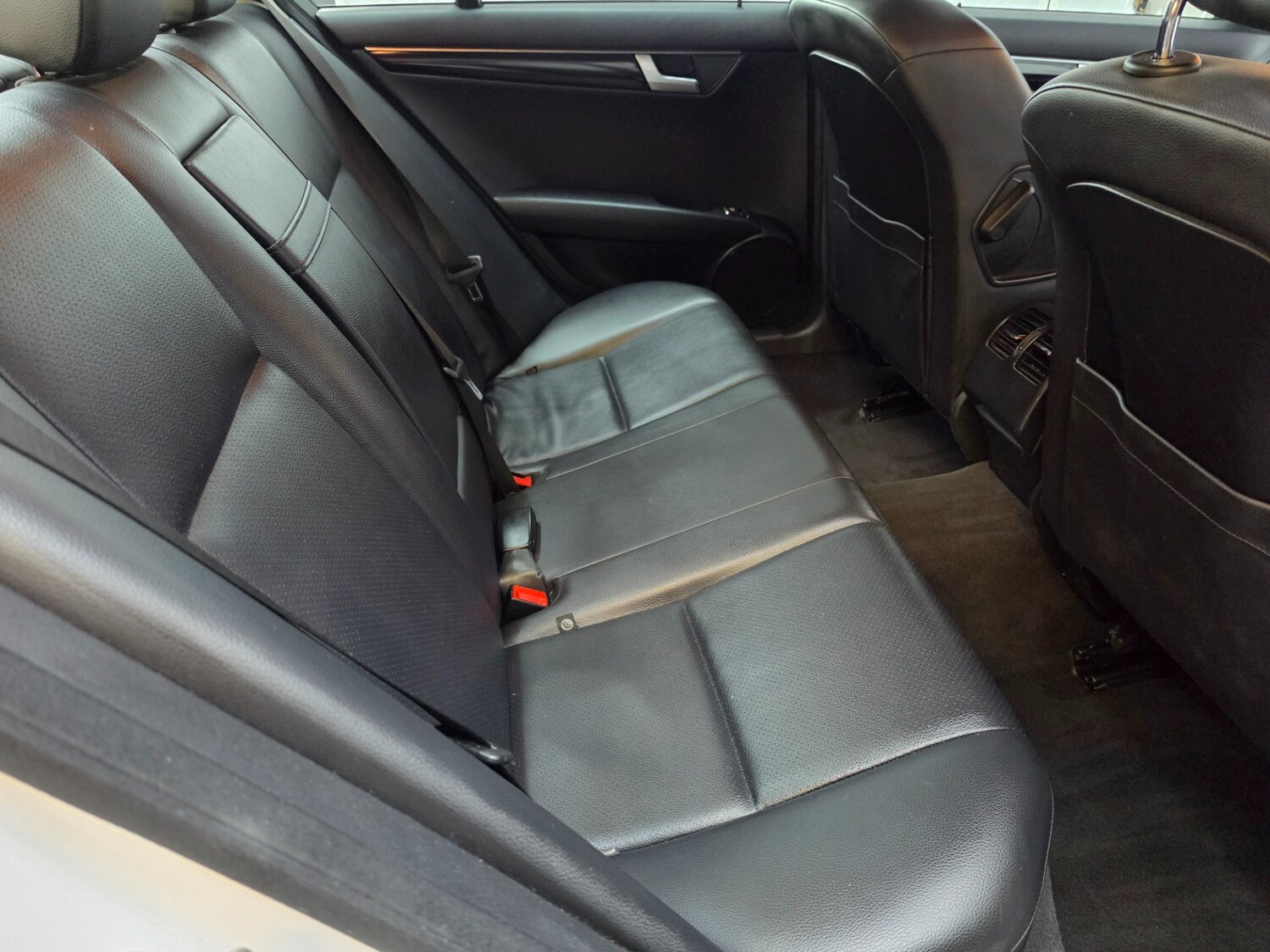 Used Mercedes-Benz C Class 2013 for sale - 78146118: Photo 19