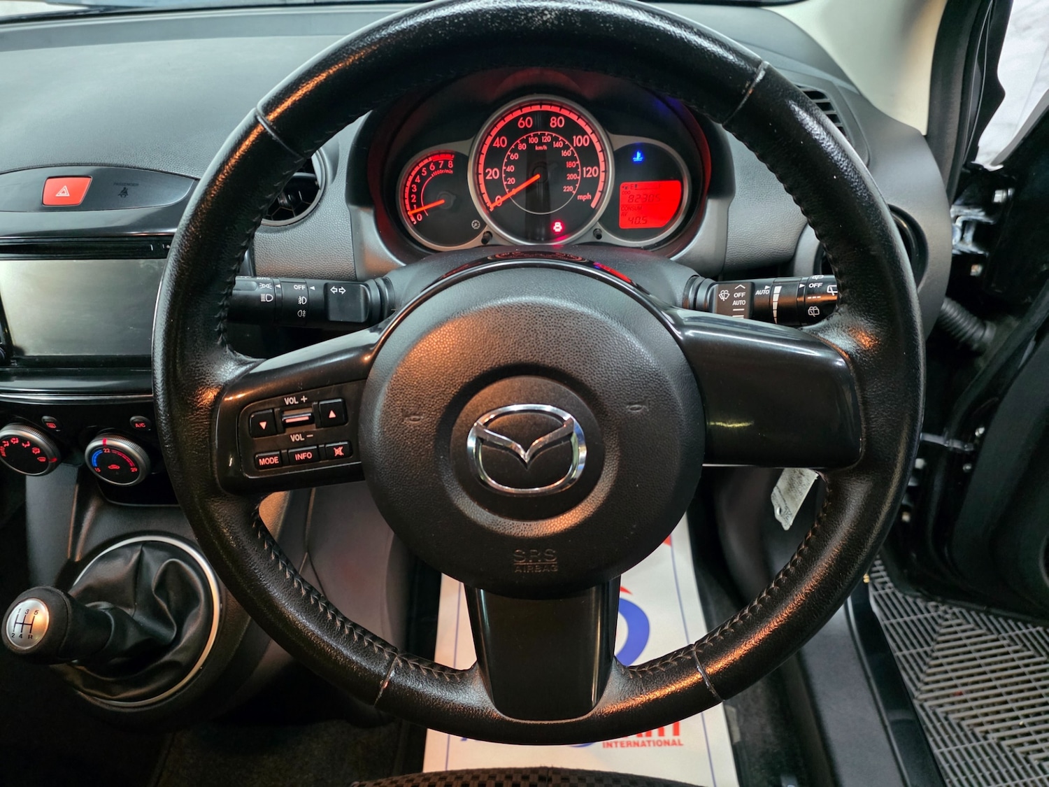 Used Mazda Mazda2 2014 for sale - 77783006: Photo 13