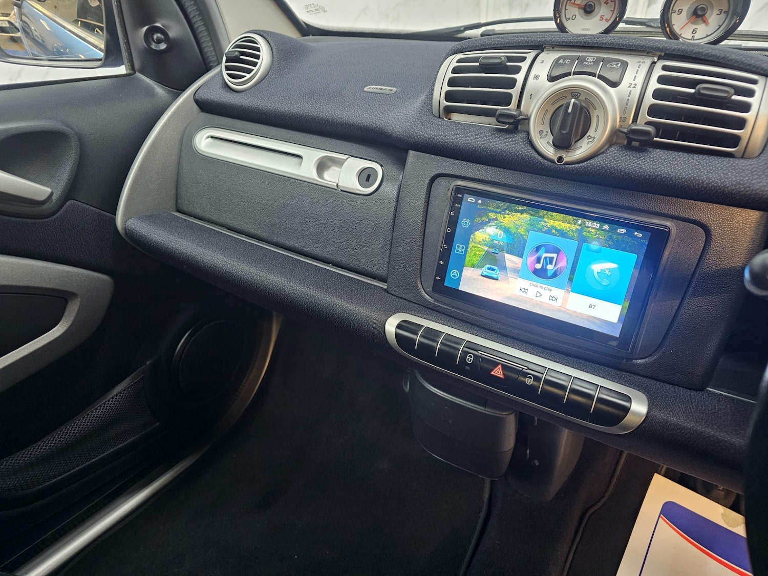 Used smart fortwo 2011 for sale - 76821897: Photo 16