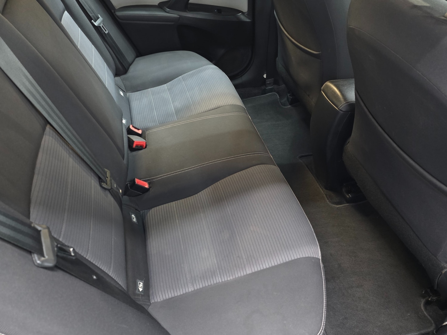 Used Toyota Avensis 2016 for sale - 77730009: Photo 21