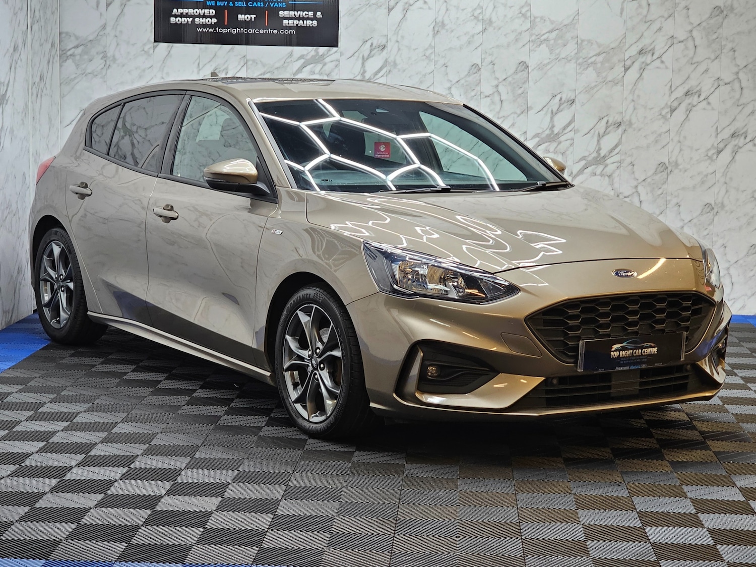 Used Ford Focus 2019 for sale - 76445992: Photo 1