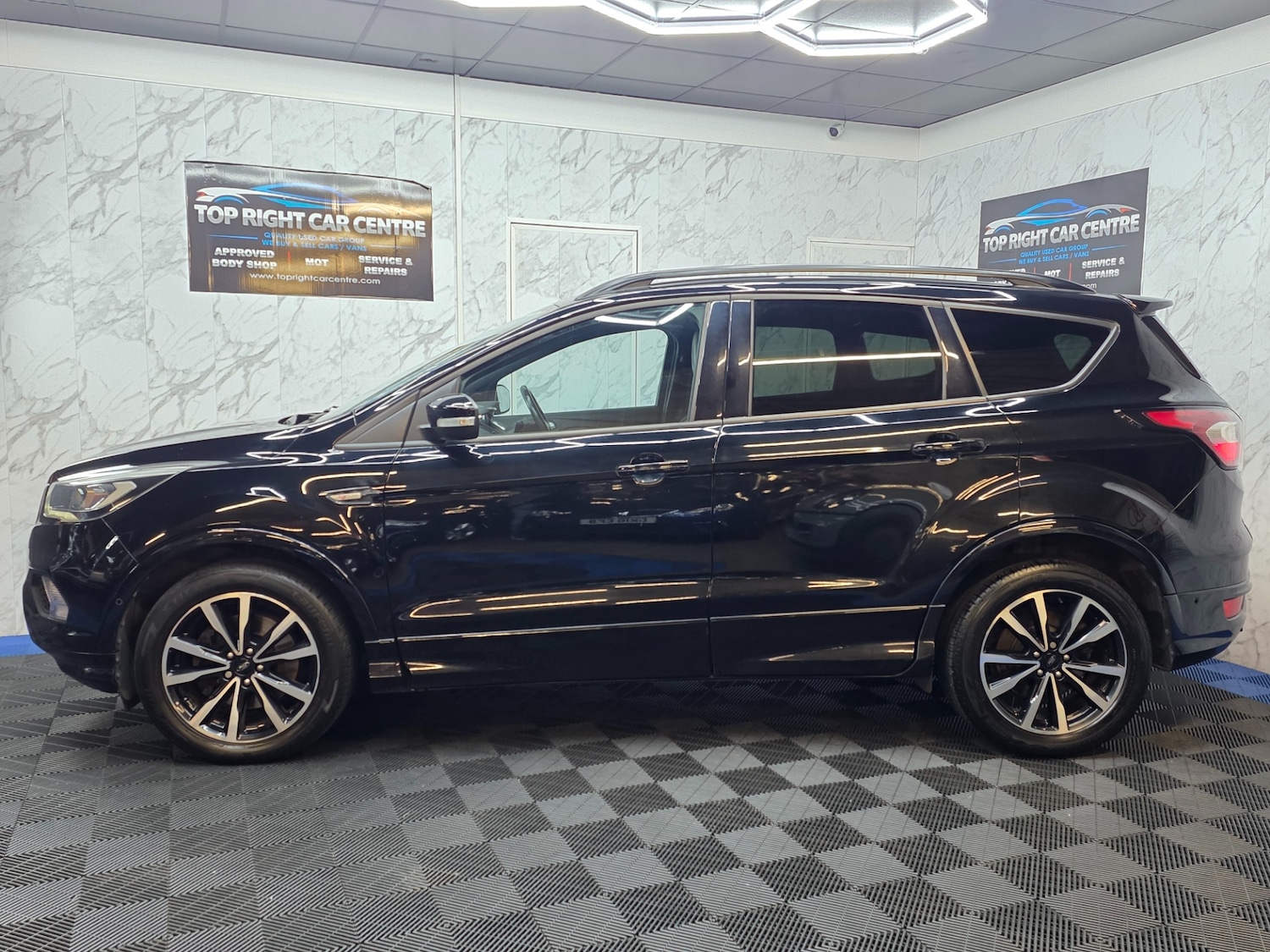 Used Ford Kuga 2018 for sale - 76780547: Photo 11