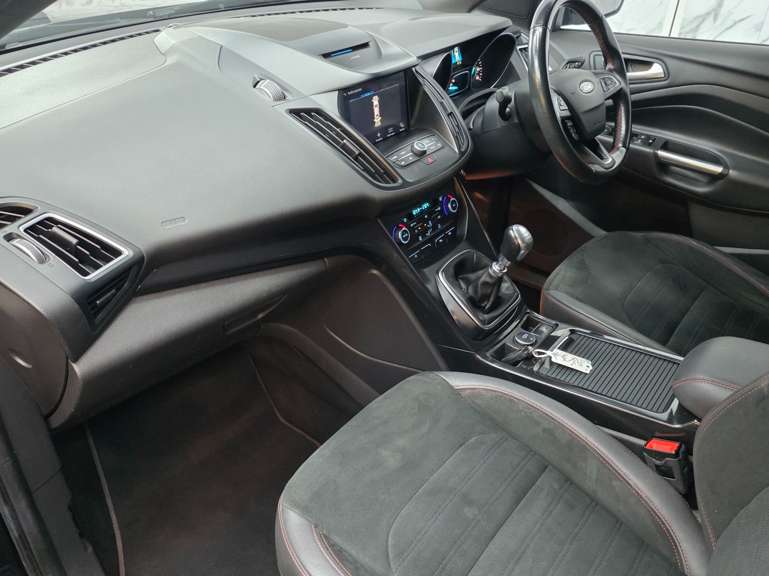 Used Ford Kuga 2018 for sale - 76780547: Photo 14