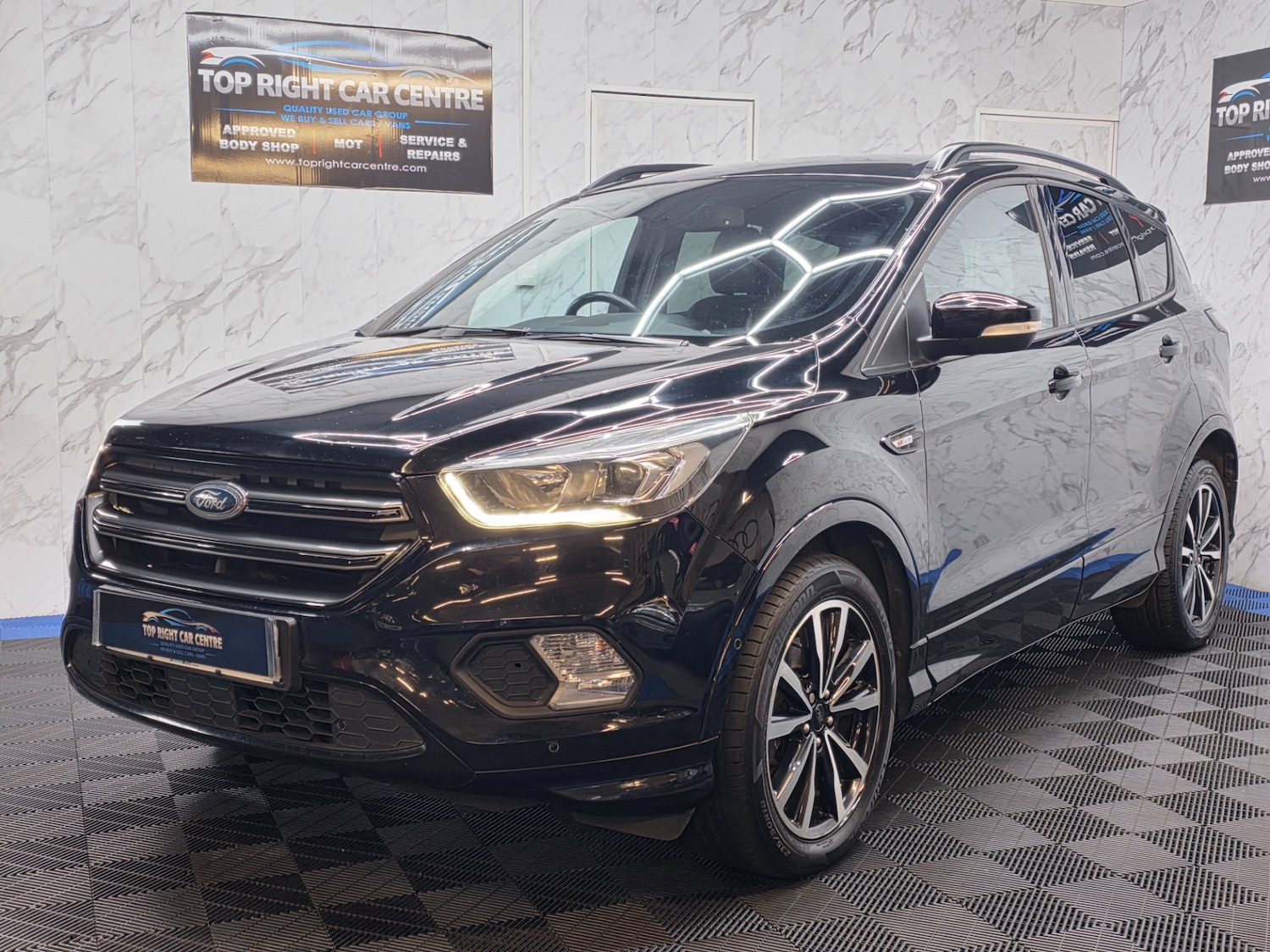 Used Ford Kuga 2018 for sale - 76780547: Photo 5