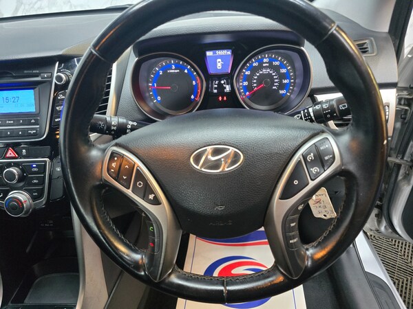 Used Hyundai i30 2015 for sale - 76174328: Photo 14