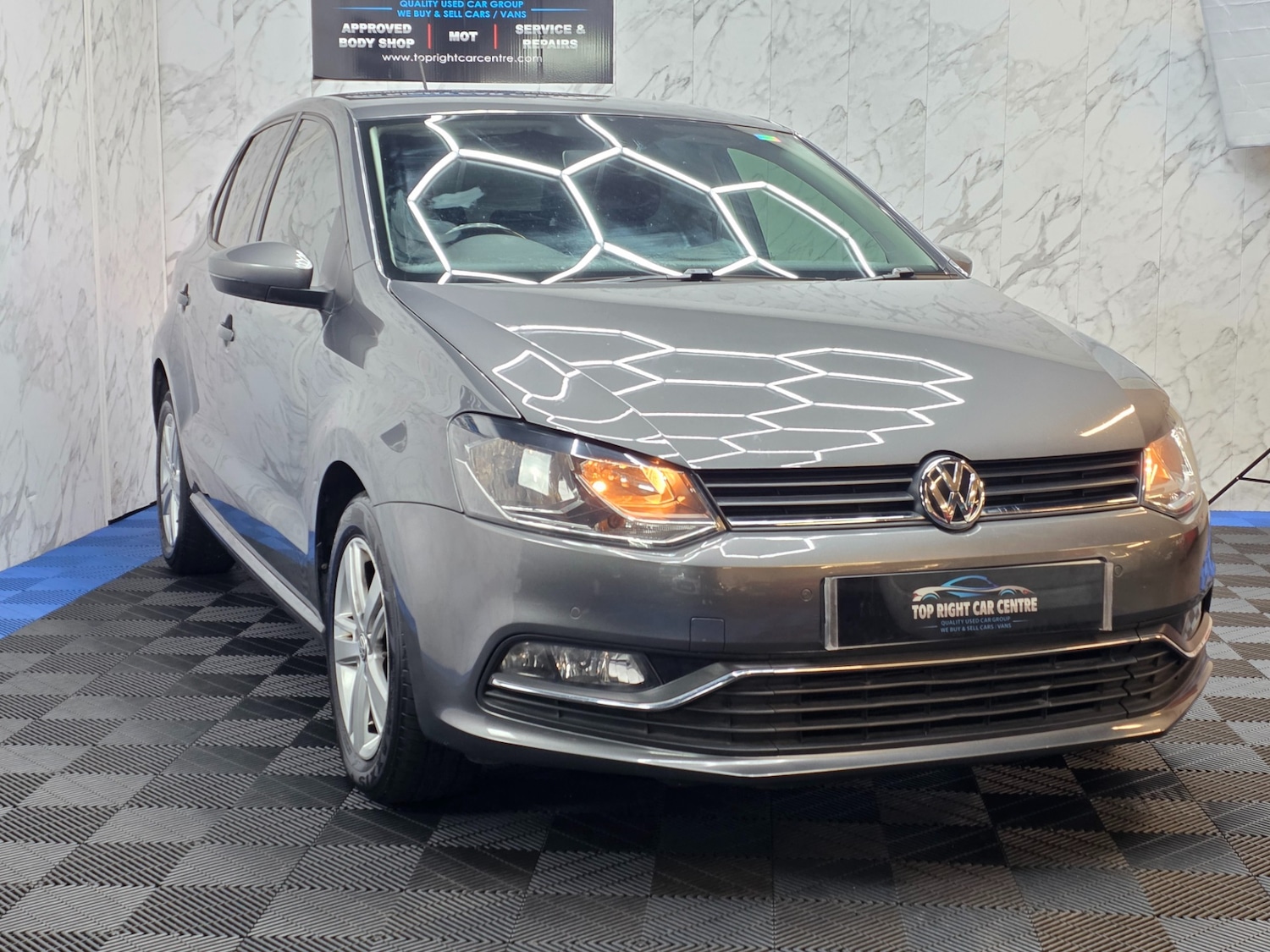 Used Volkswagen Polo 2017 for sale - 77179362: Photo 1