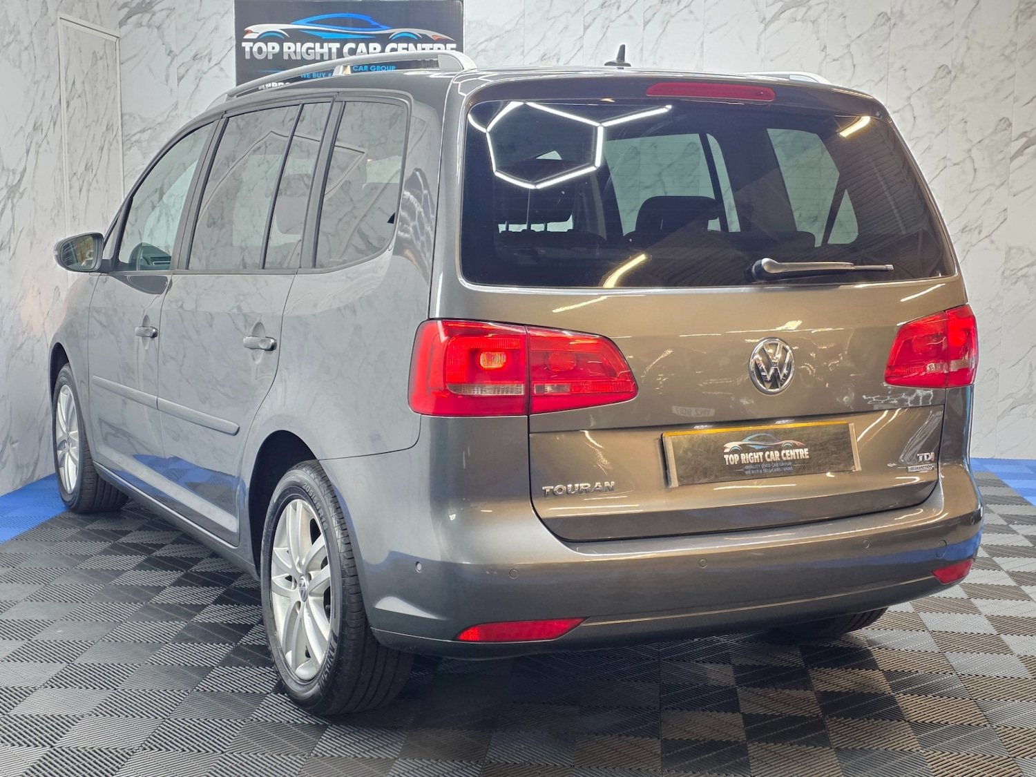 Used Volkswagen Touran 2013 for sale - 76732192: Photo 10