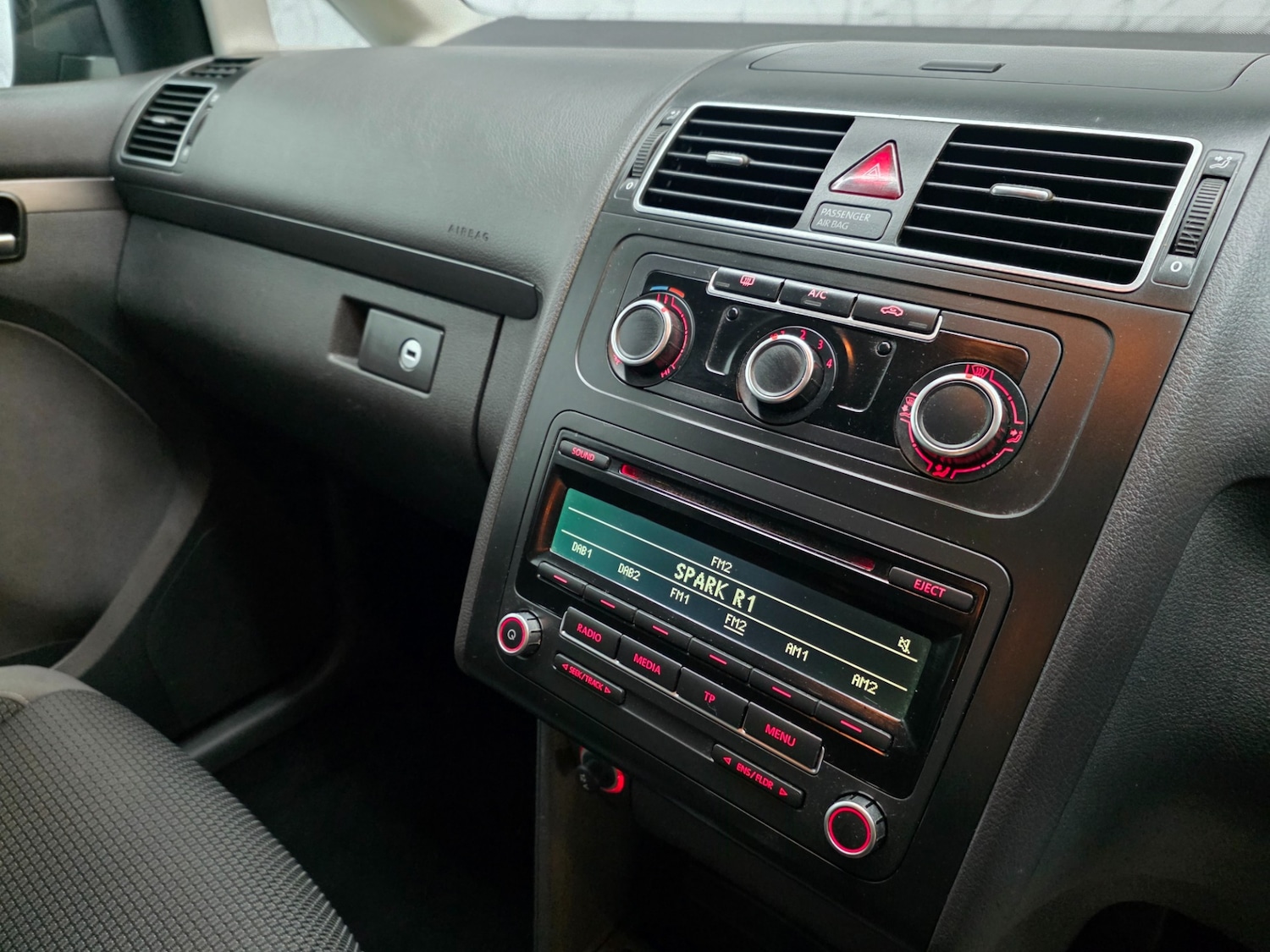 Used Volkswagen Touran 2013 for sale - 76732192: Photo 17