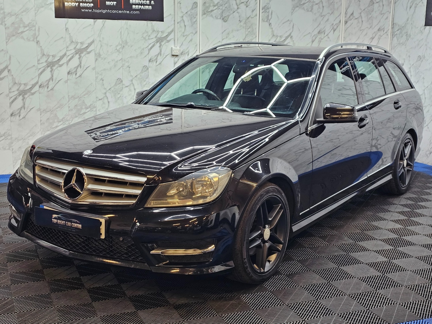 Used Mercedes-Benz C Class 2012 for sale - 76394950: Photo 5