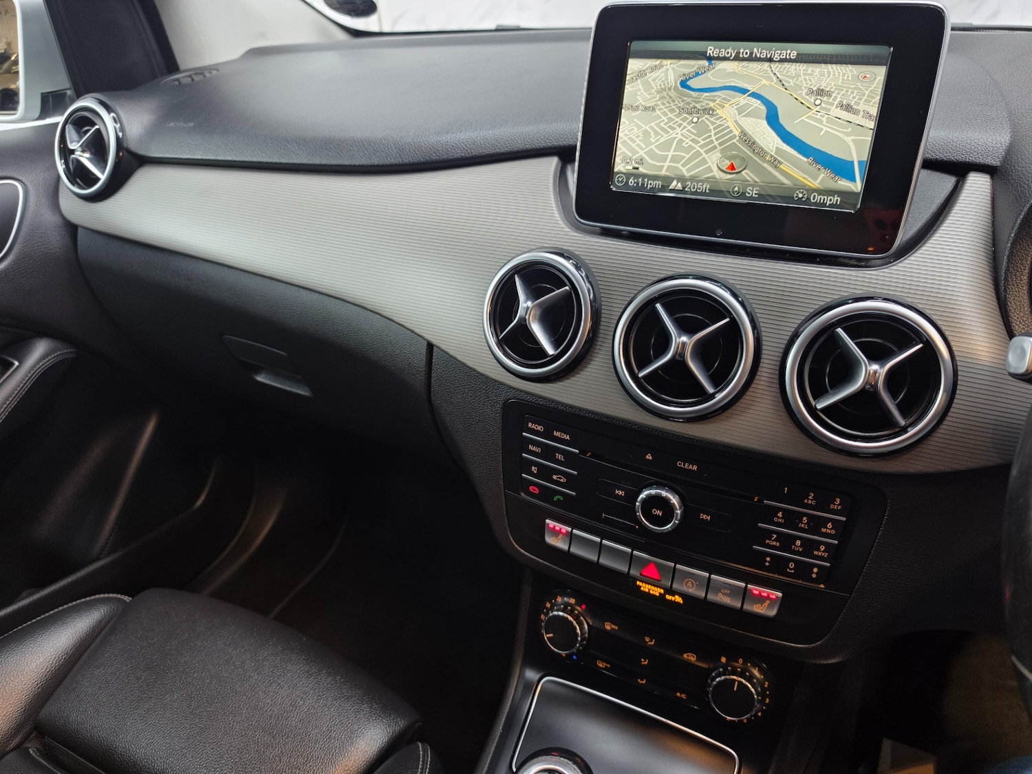 Used Mercedes-Benz B Class 2015 for sale - 78219476: Photo 19