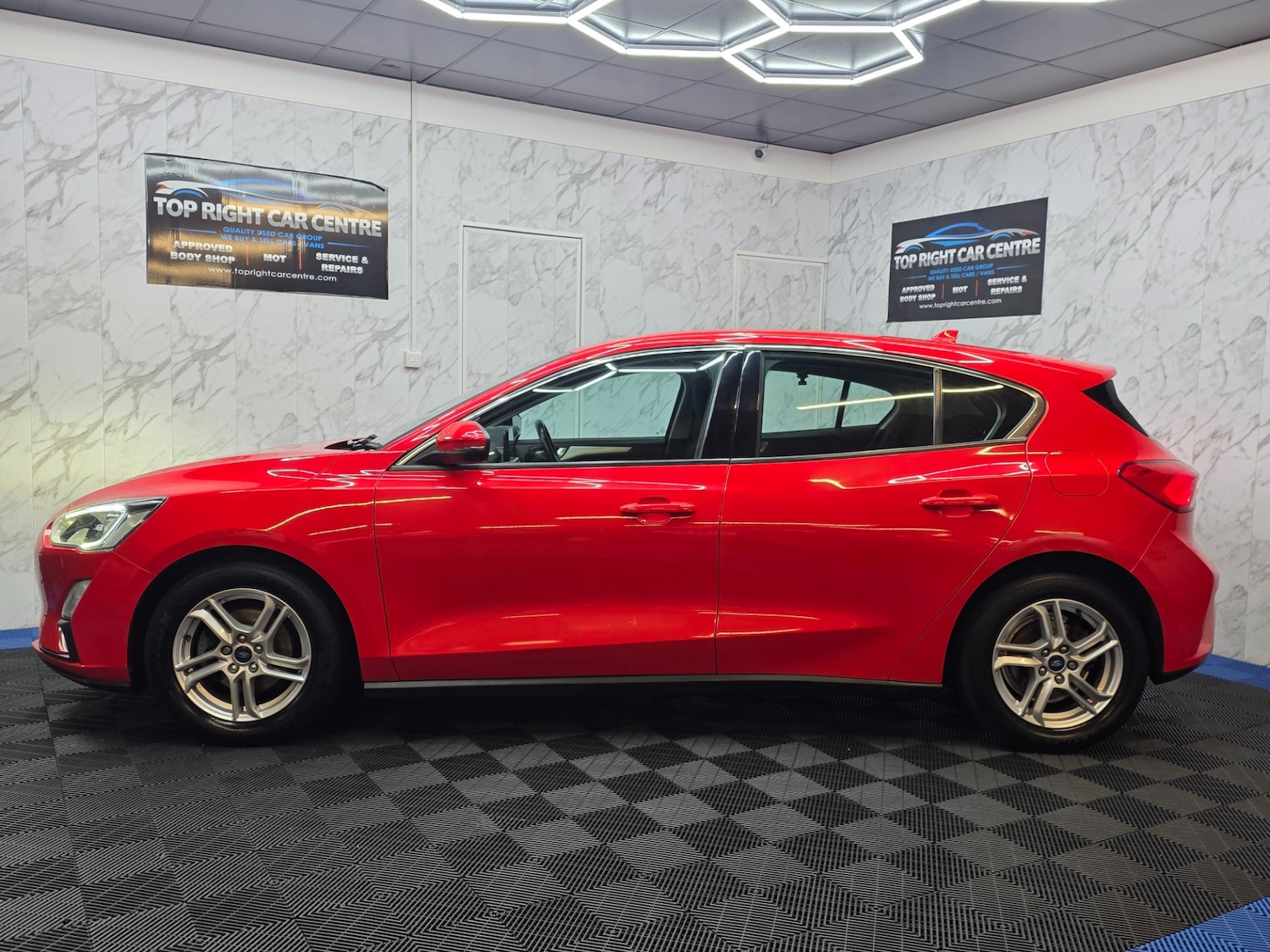 Used Ford Focus 2019 for sale - 77242260: Photo 9