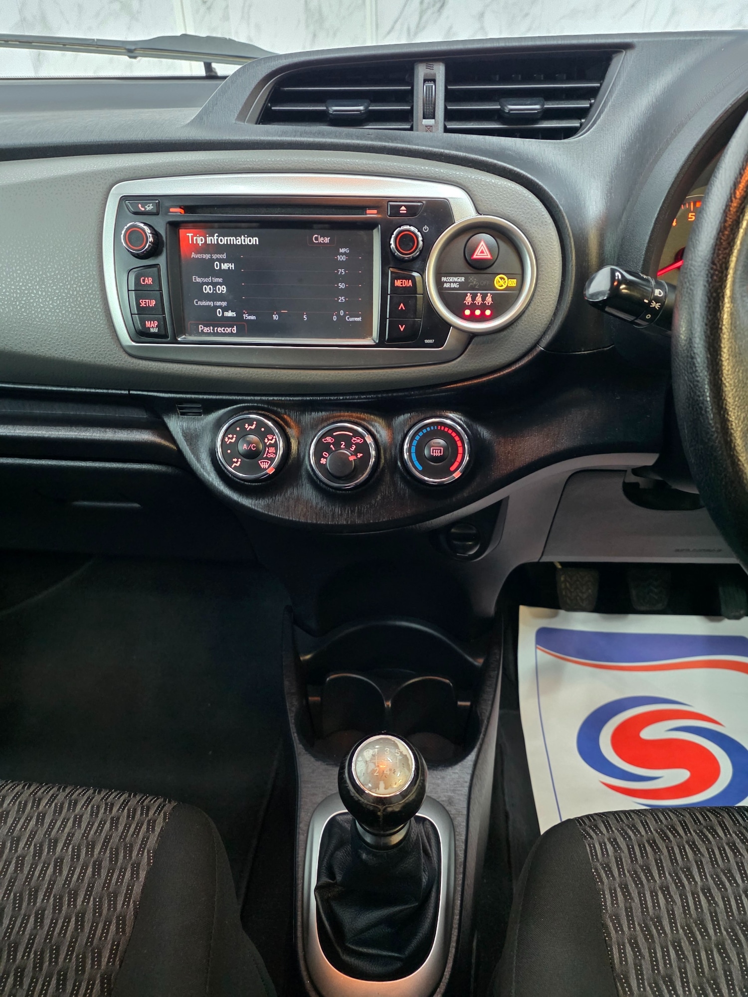 Used Toyota Yaris 2013 for sale - 77744360: Photo 14