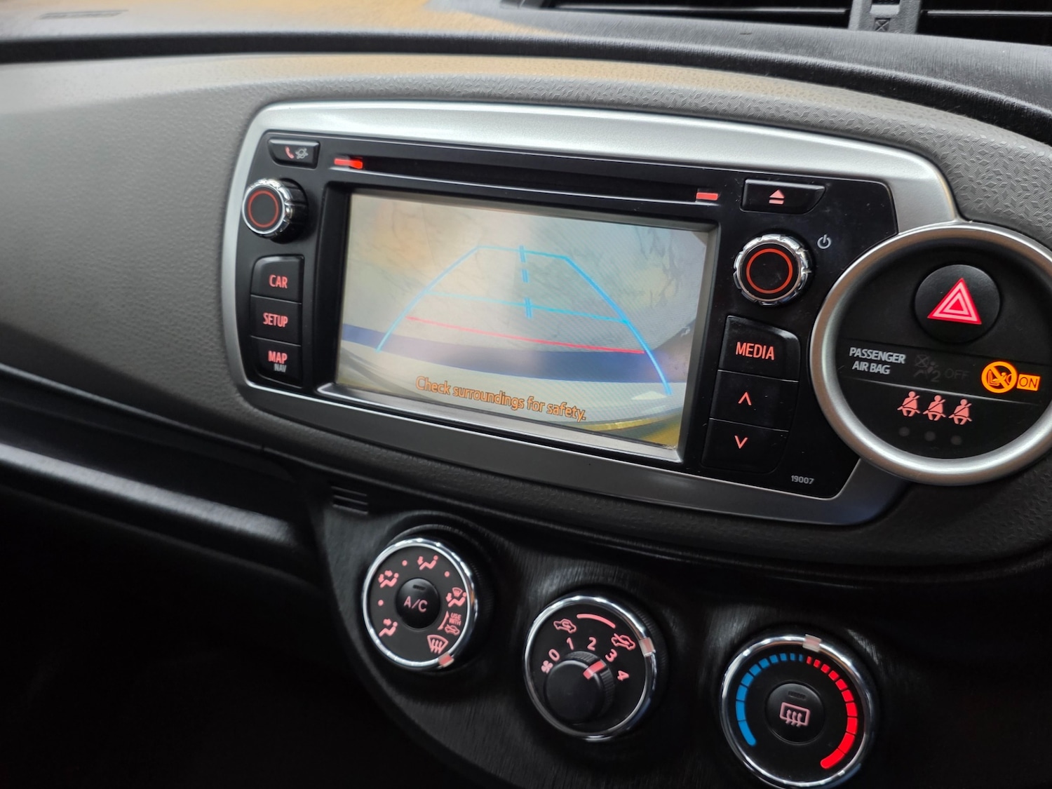 Used Toyota Yaris 2013 for sale - 77744360: Photo 18