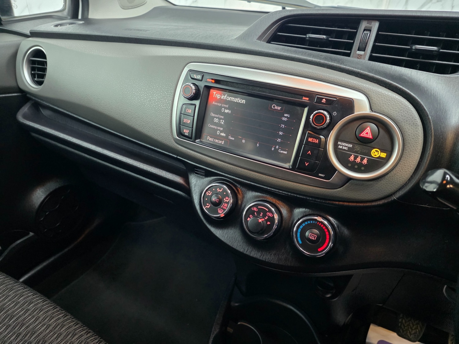 Used Toyota Yaris 2013 for sale - 77744360: Photo 20