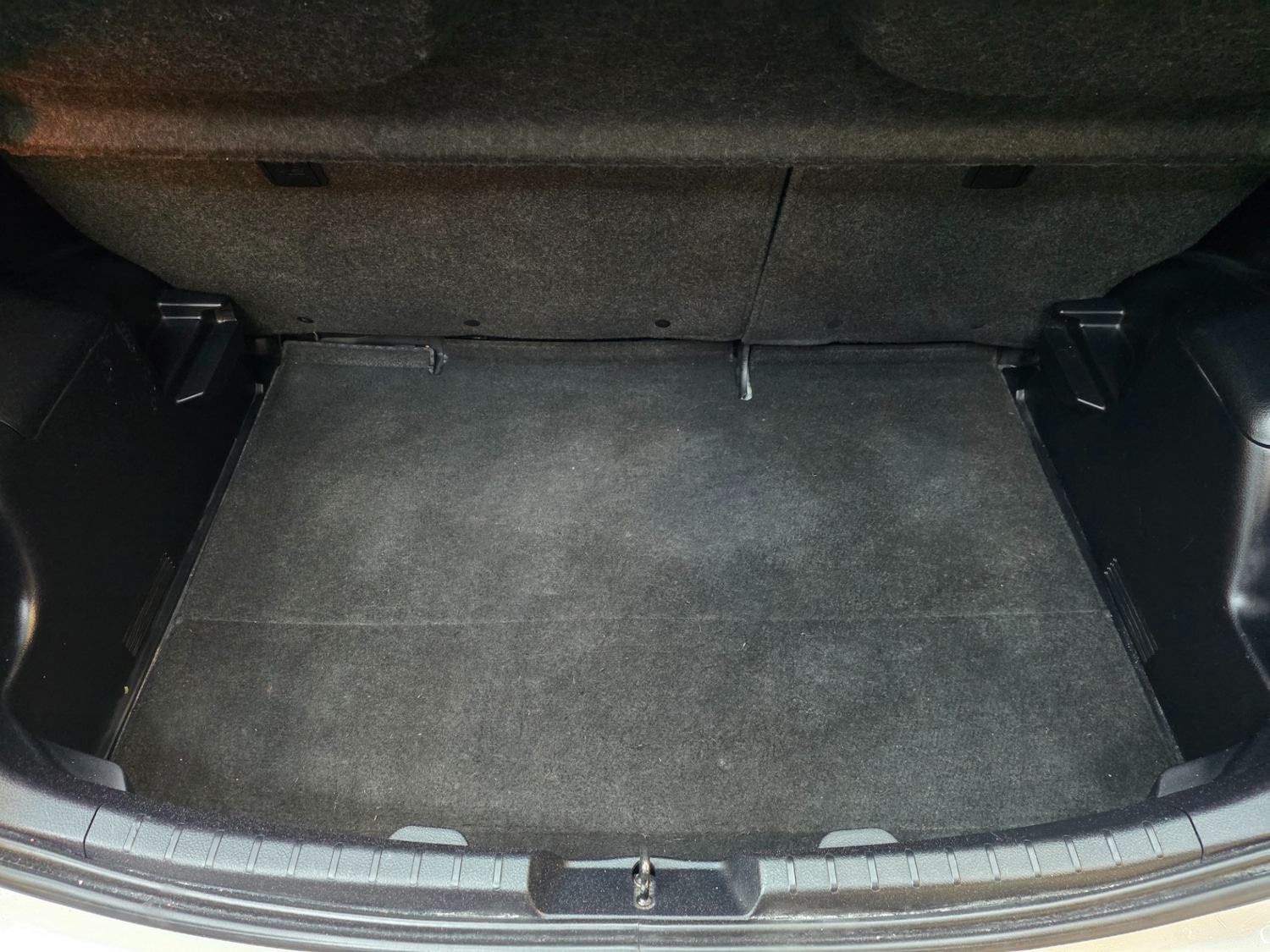 Used Toyota Yaris 2013 for sale - 77744360: Photo 23