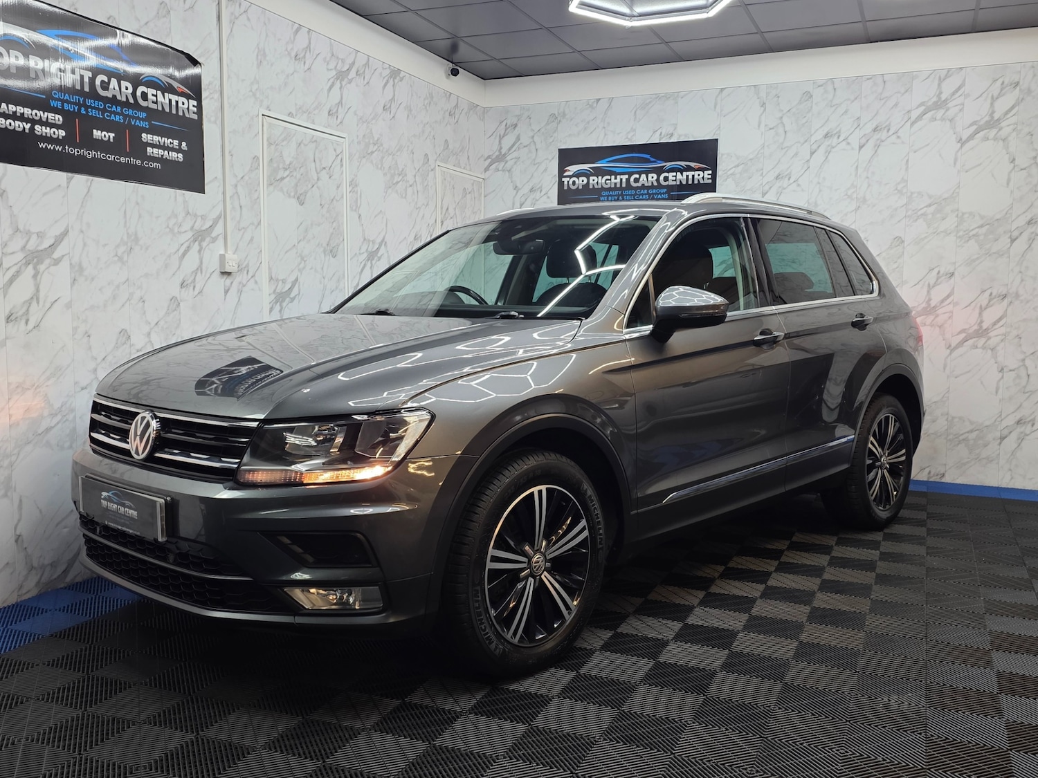 Used Volkswagen Tiguan 2017 for sale - 77634401: Photo 11