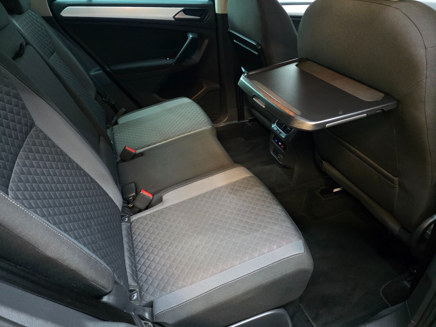 Used Volkswagen Tiguan 2017 for sale - 77634401: Photo 24