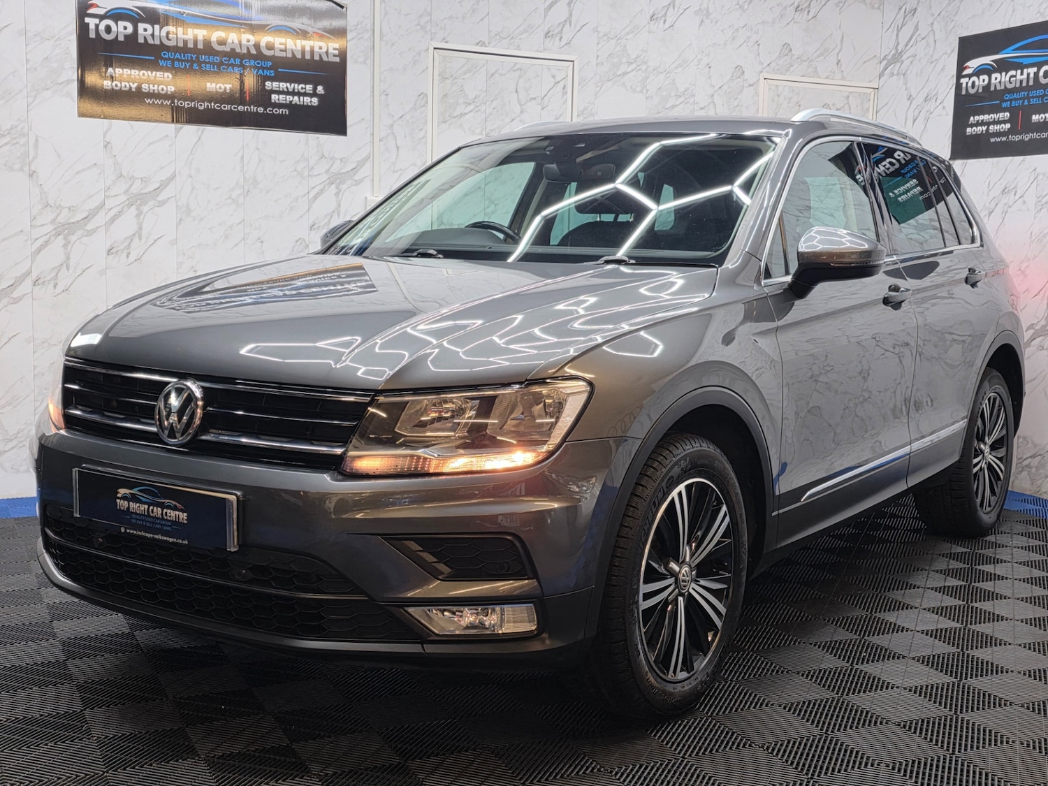 Used Volkswagen Tiguan 2017 for sale - 77634401: Photo 5
