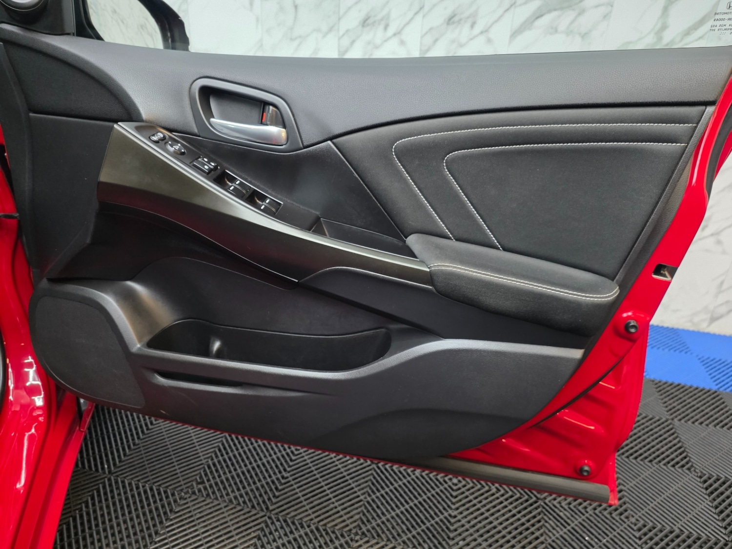 Used Honda Civic 2015 for sale - 77971150: Photo 21