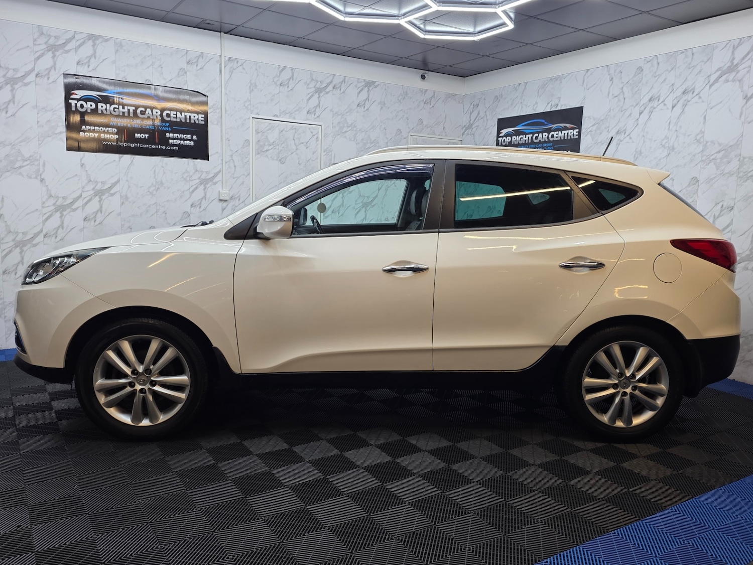 Used Hyundai Ix35 2013 for sale - 76625651: Photo 9