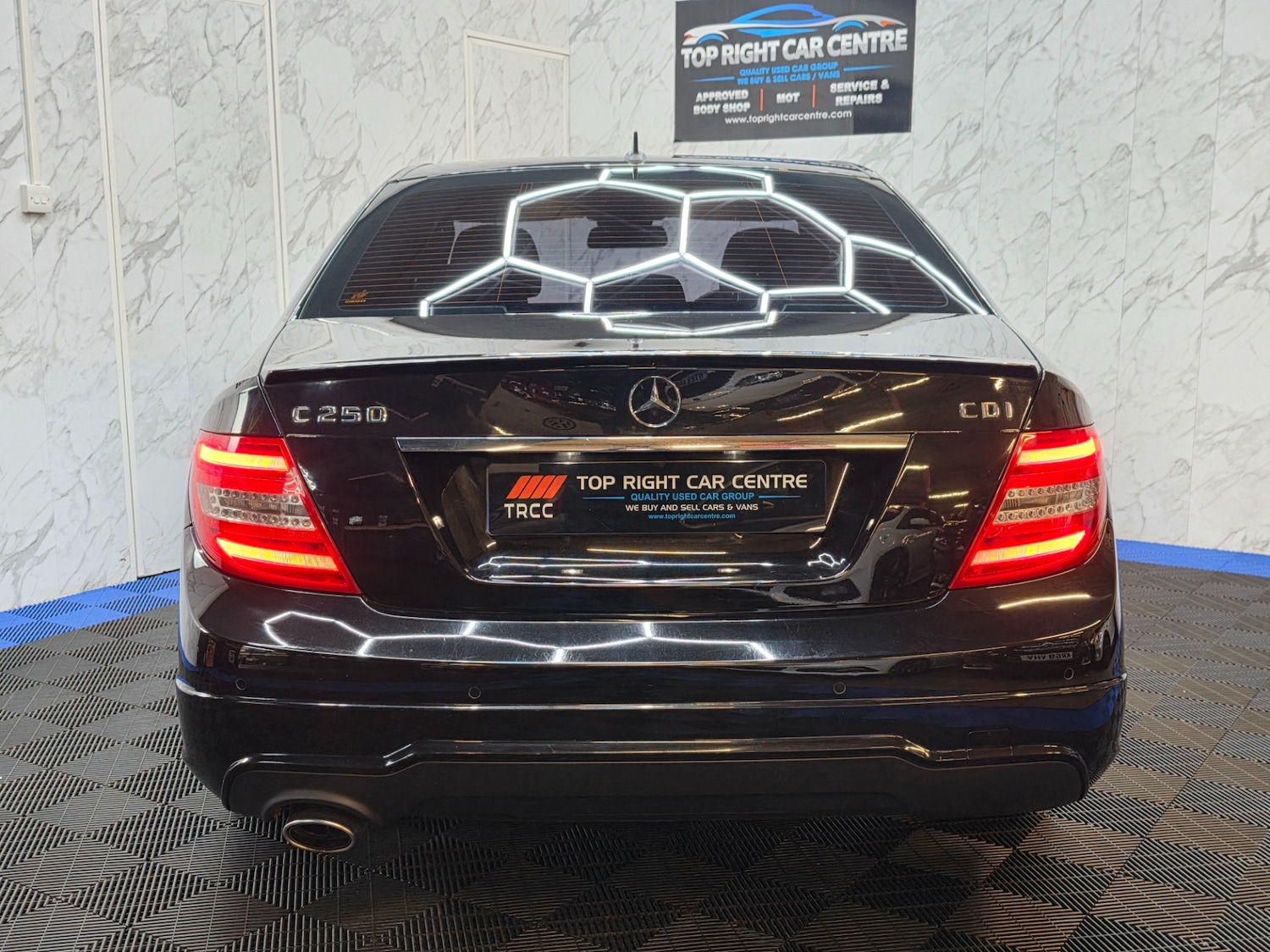 Used Mercedes-Benz C Class 2013 for sale - 78221070: Photo 7