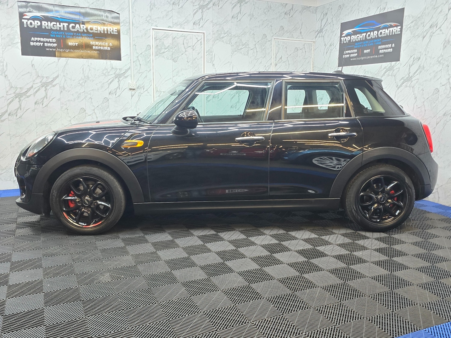 Used MINI Hatch 2017 for sale - 76374460: Photo 10