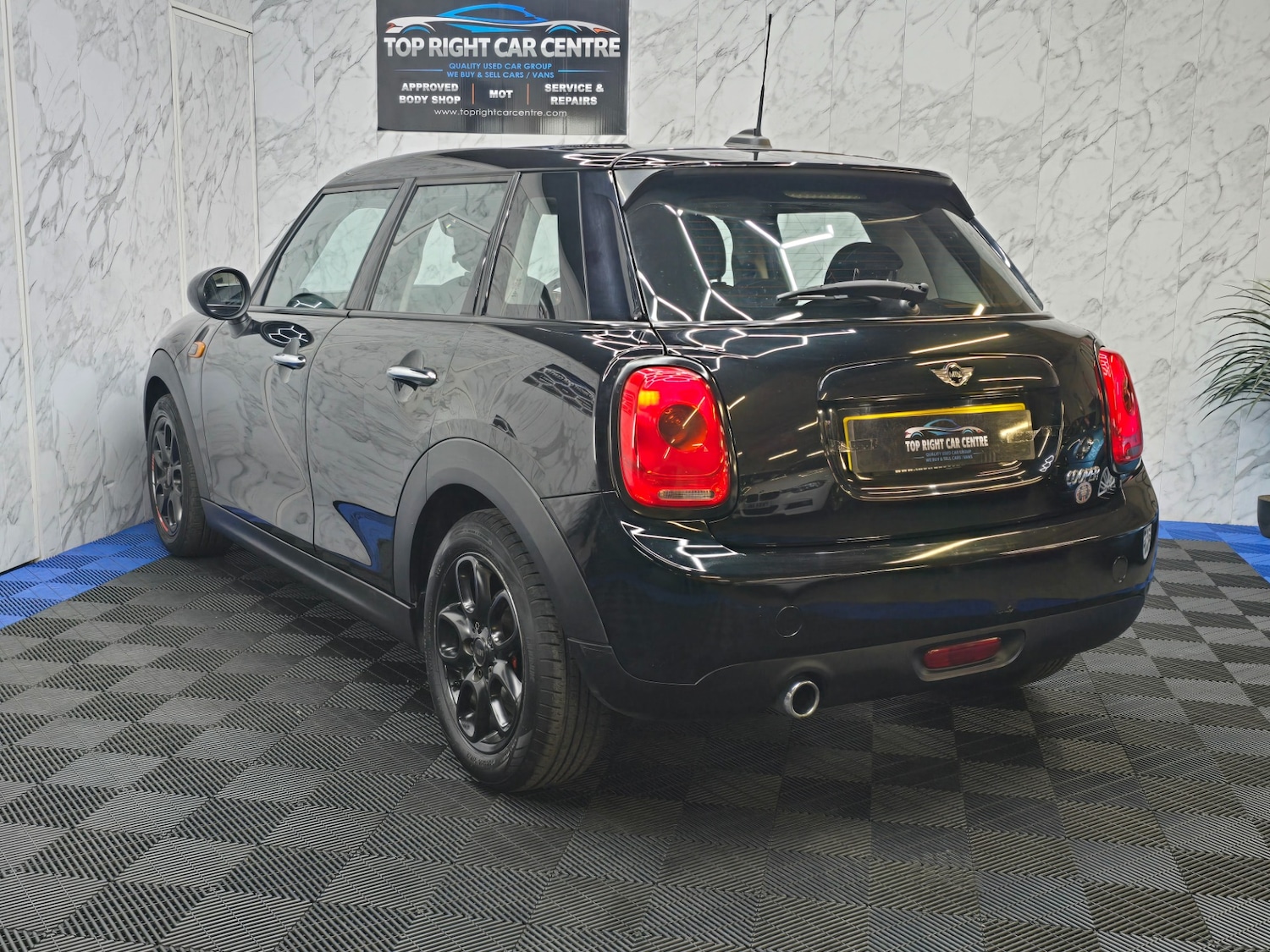 Used MINI Hatch 2017 for sale - 76374460: Photo 11