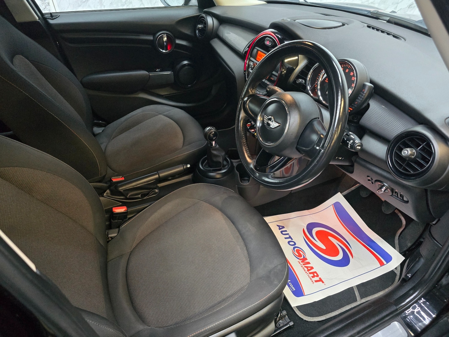 Used MINI Hatch 2017 for sale - 76374460: Photo 18