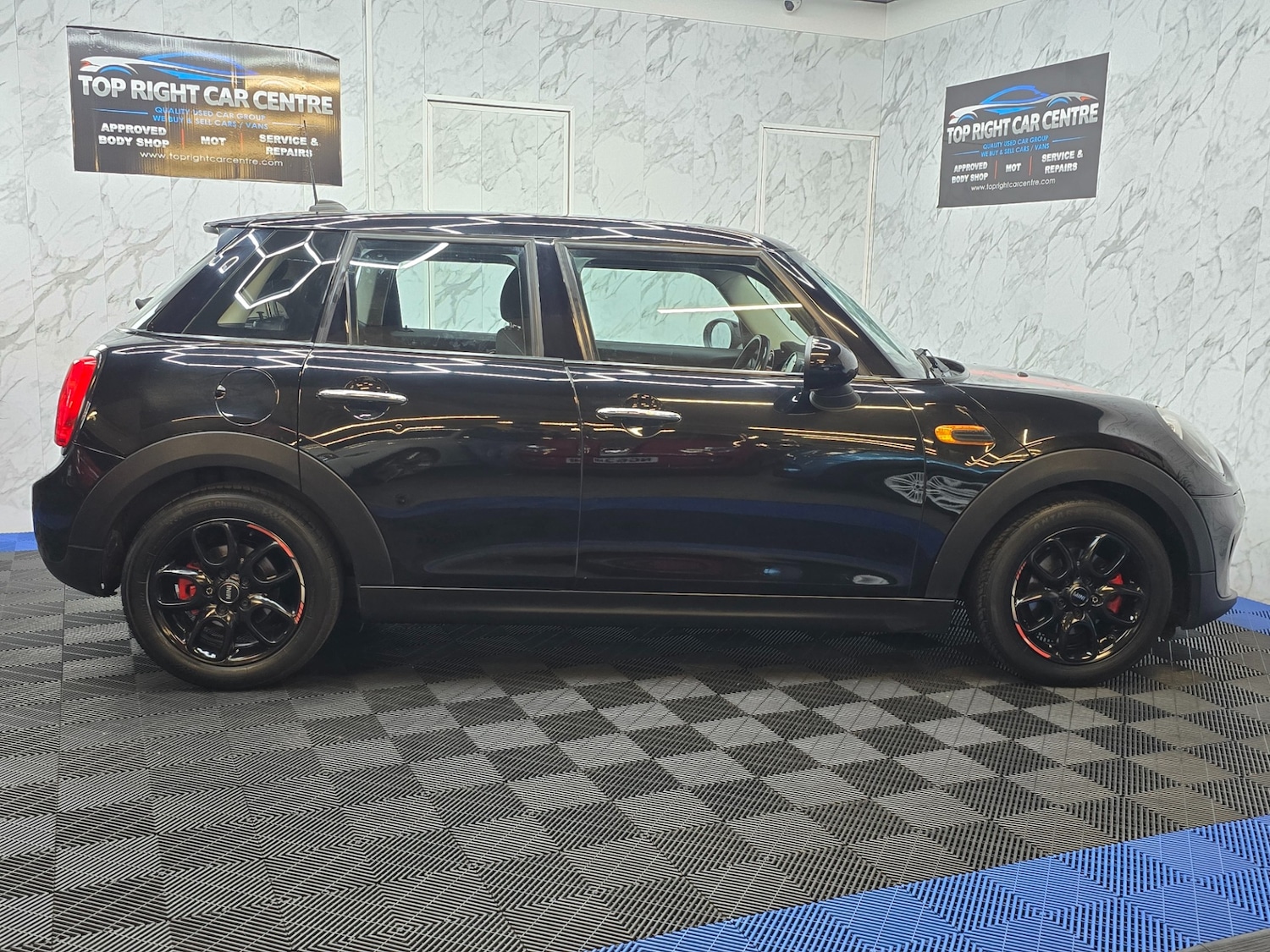 Used MINI Hatch 2017 for sale - 76374460: Photo 8