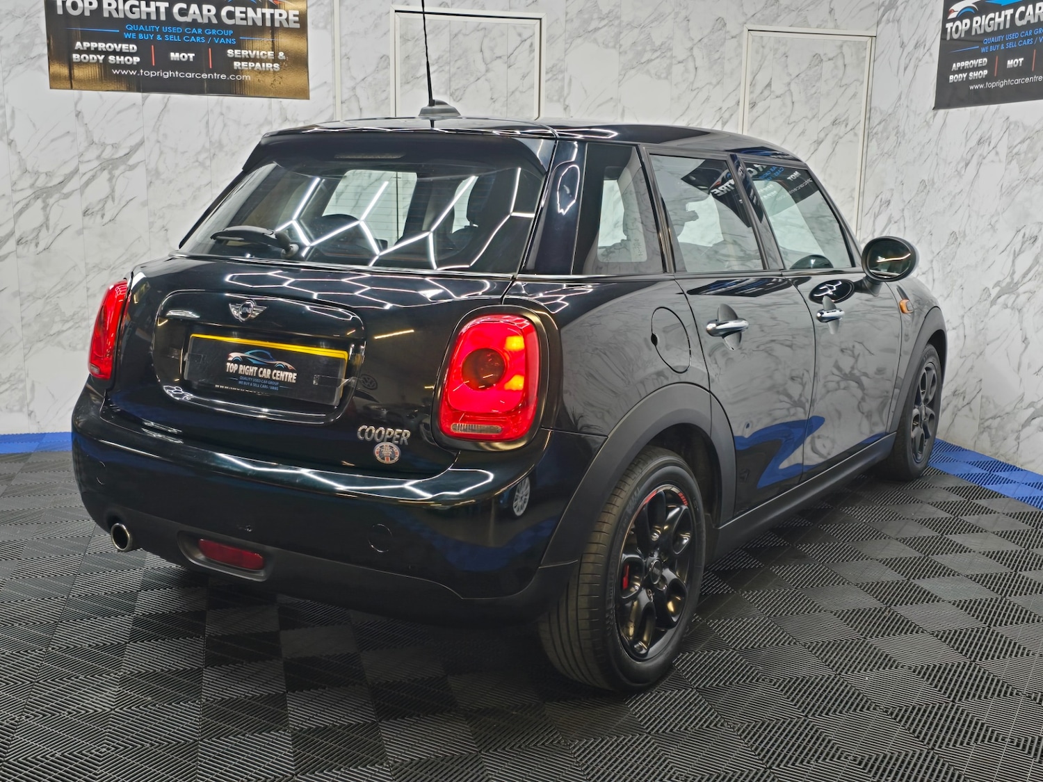 Used MINI Hatch 2017 for sale - 76374460: Photo 9