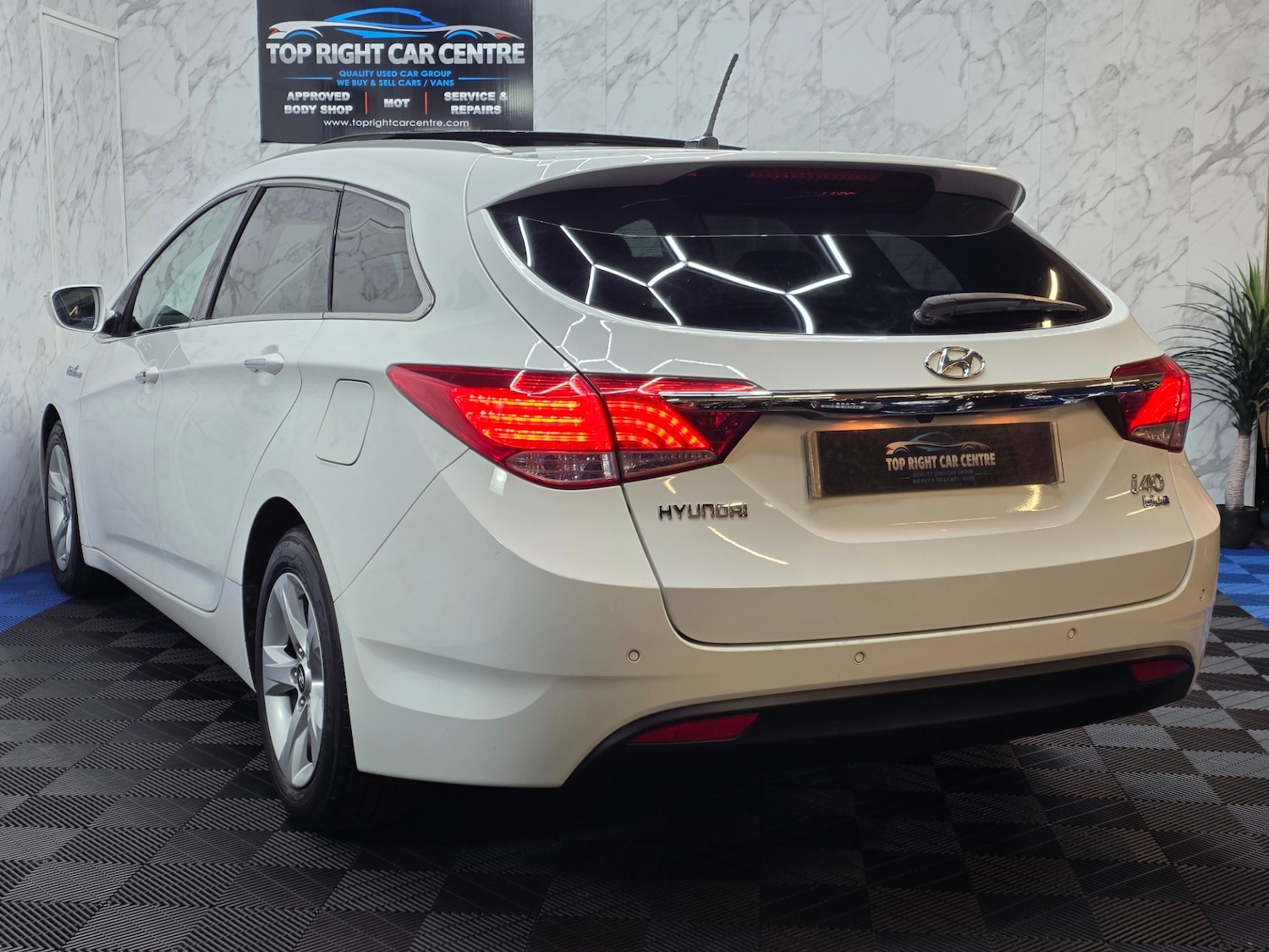 Used Hyundai i40 2012 for sale - 77457474: Photo 8