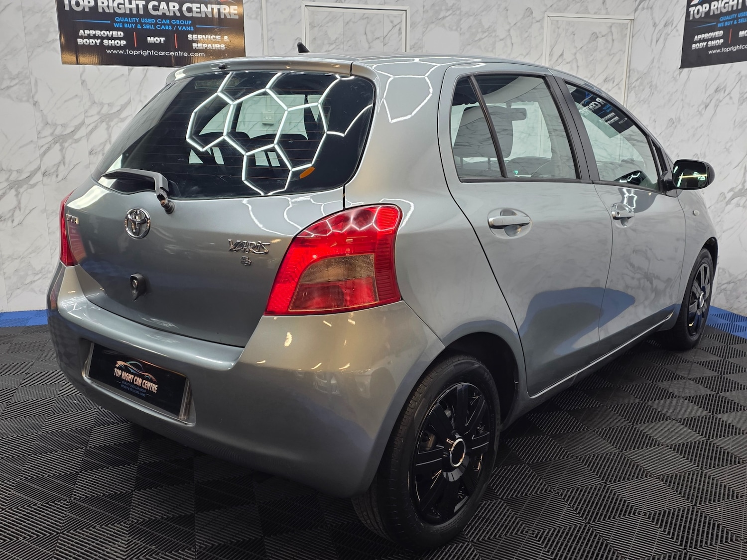 Used Toyota Yaris 2006 for sale - 77758675: Photo 10