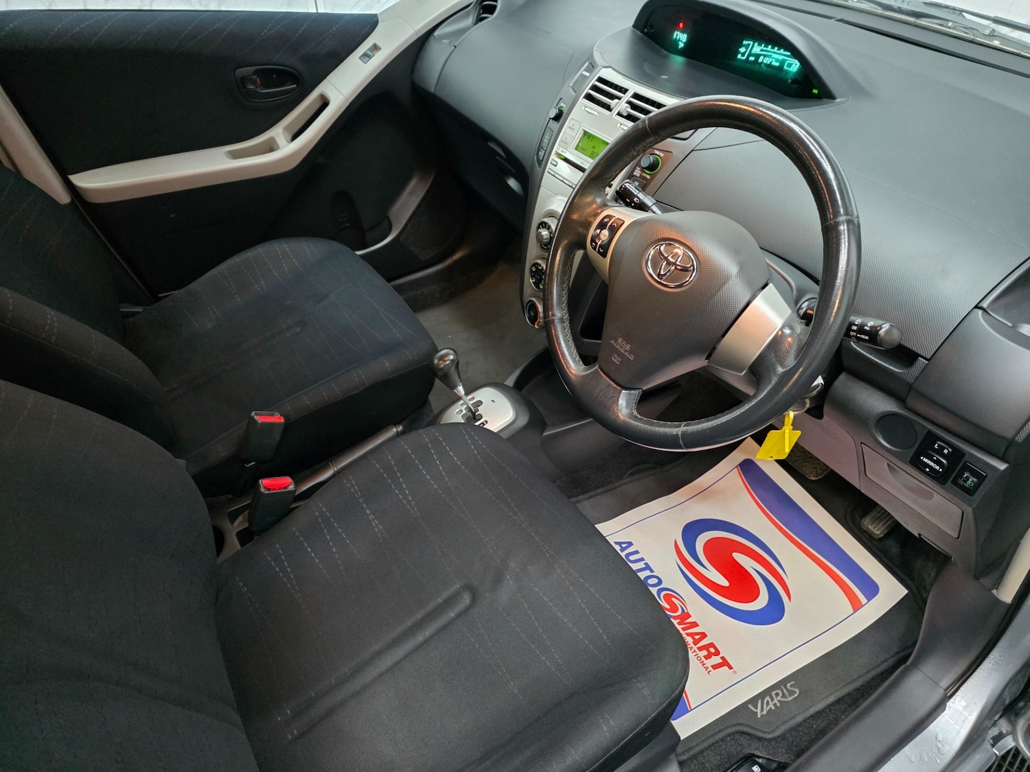 Used Toyota Yaris 2006 for sale - 77758675: Photo 14