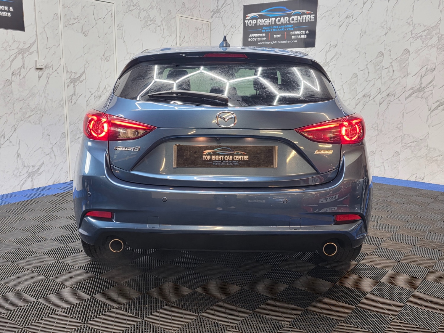 Used Mazda Mazda3 2017 for sale - 77482305: Photo 7