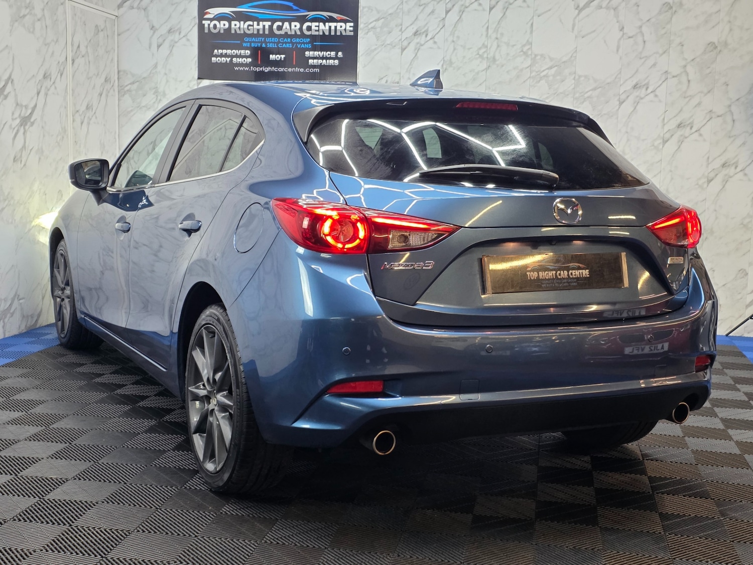 Used Mazda Mazda3 2017 for sale - 77482305: Photo 8