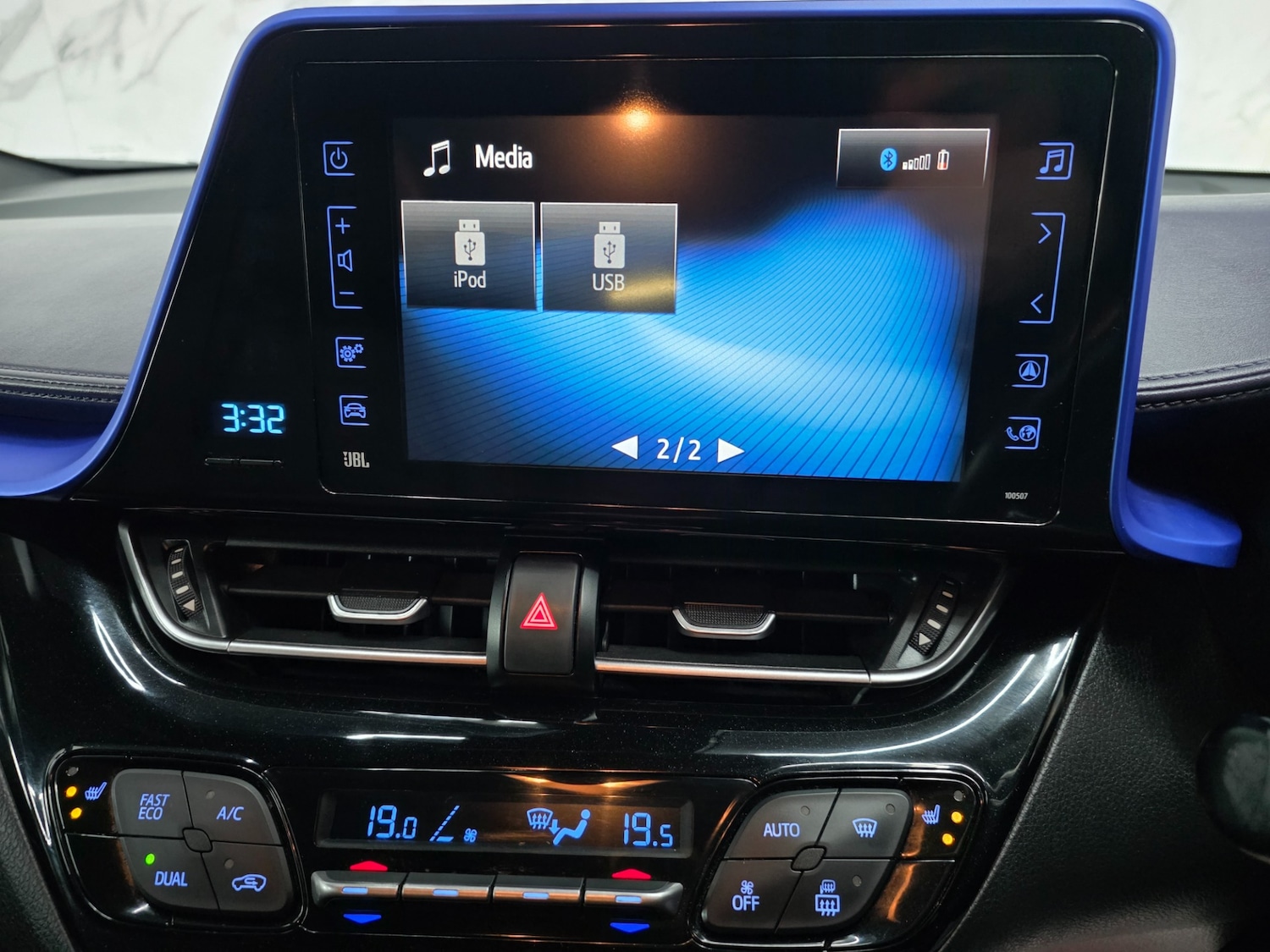 Used Toyota C-HR 2017 for sale - 77890534: Photo 24