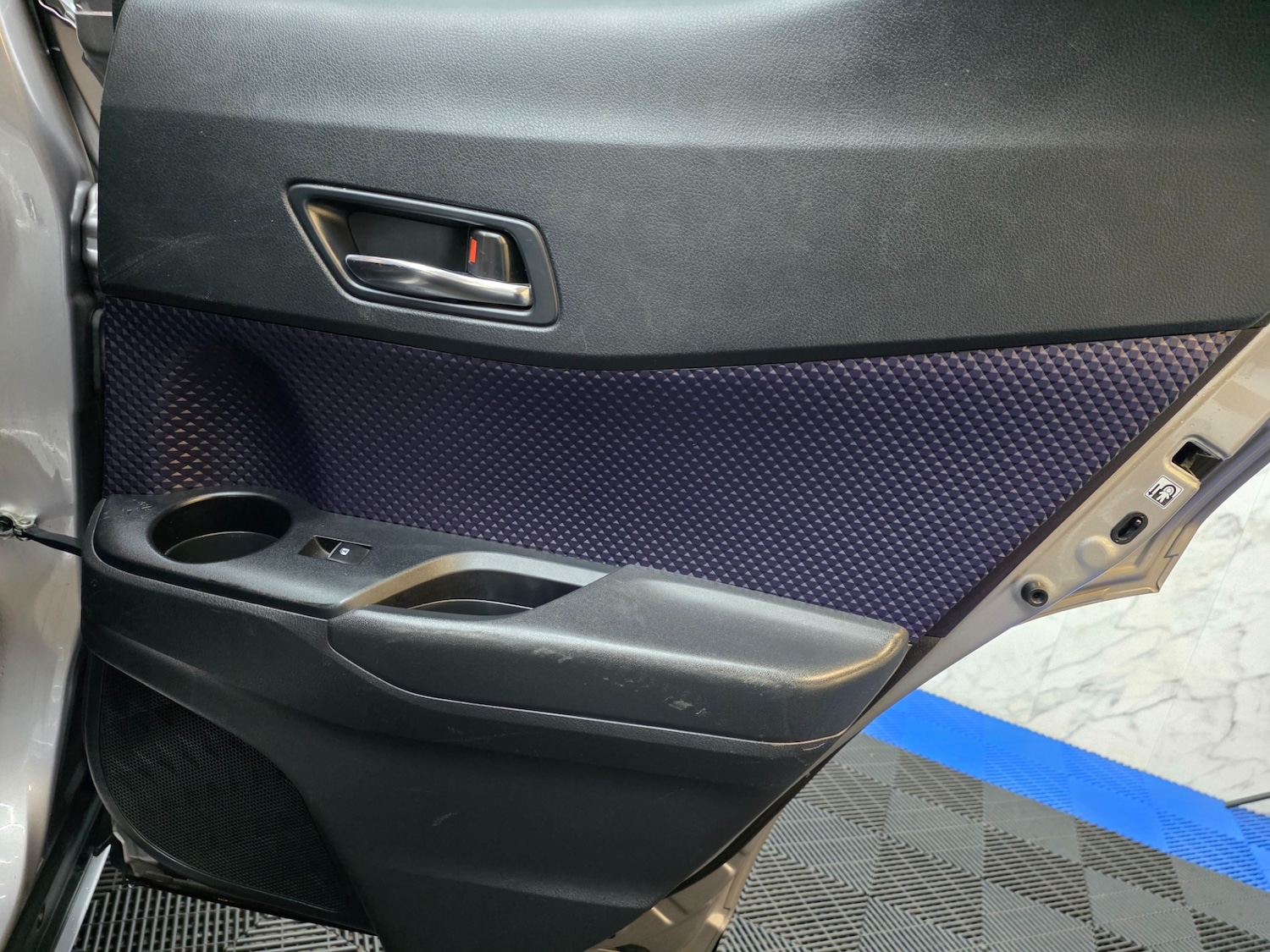 Used Toyota C-HR 2017 for sale - 77890534: Photo 34