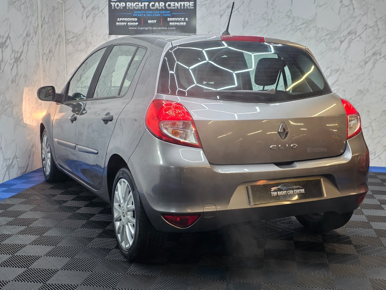 Used Renault Clio 2009 for sale - 77482398: Photo 9