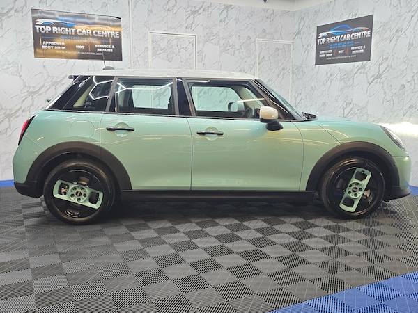 Used MINI Cooper 2025 for sale - 76178138: Photo 8