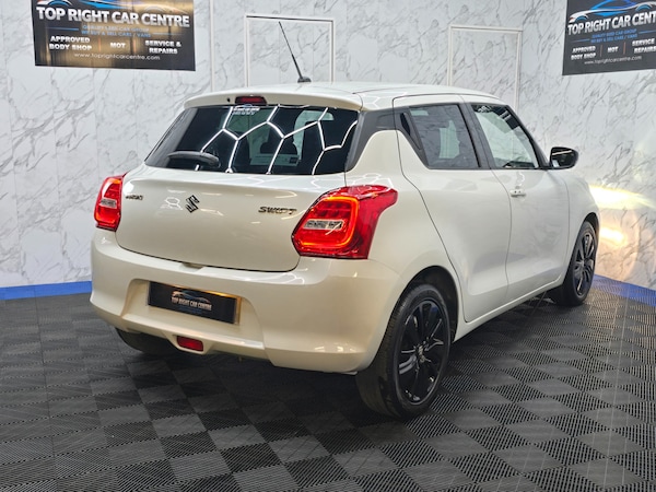 Used Suzuki Swift 2018 for sale - 74690592: Photo 9