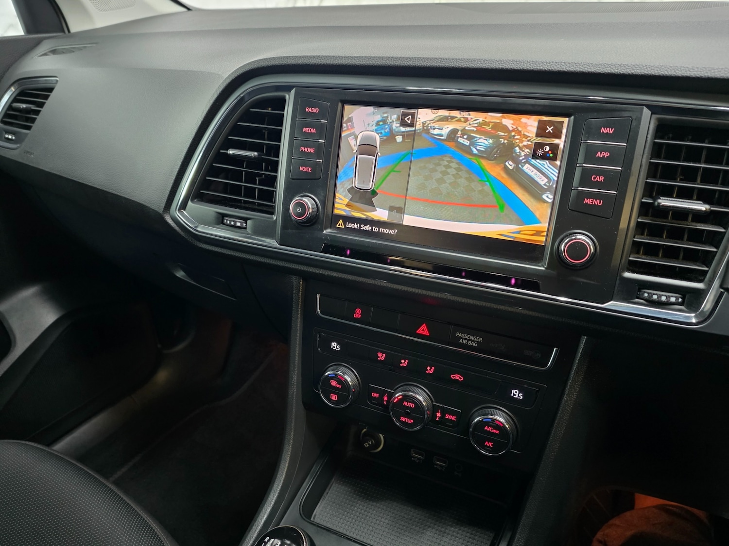 Used SEAT Ateca 2018 for sale - 77763159: Photo 18