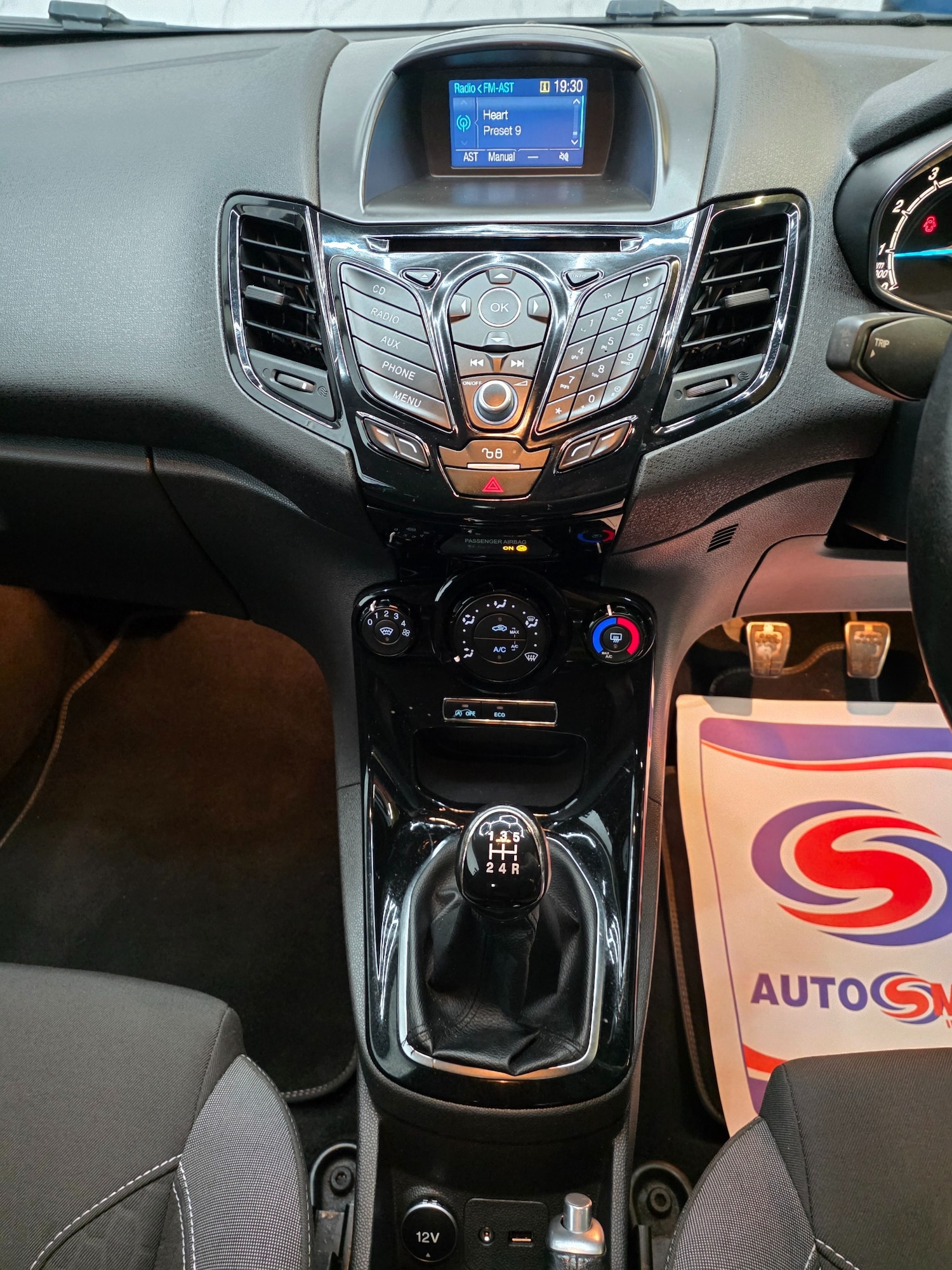 Used Ford Fiesta 2016 for sale - 76757384: Photo 12