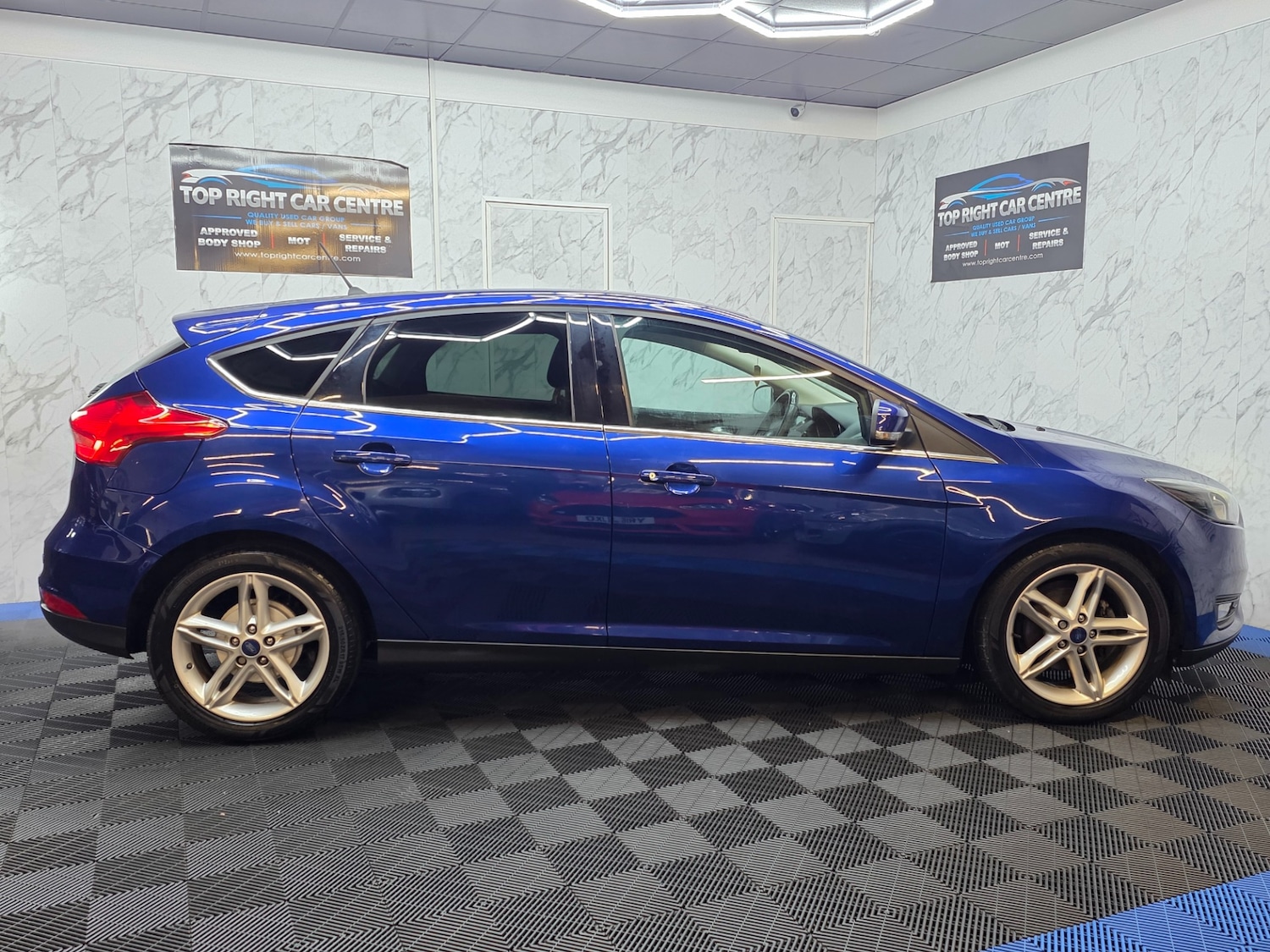 Used Ford Focus 2017 for sale - 77000880: Photo 11